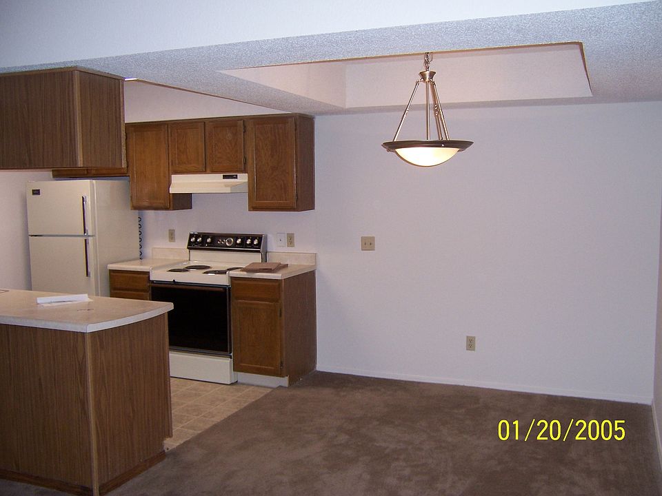 2nd image of 11237 W 107th Ter