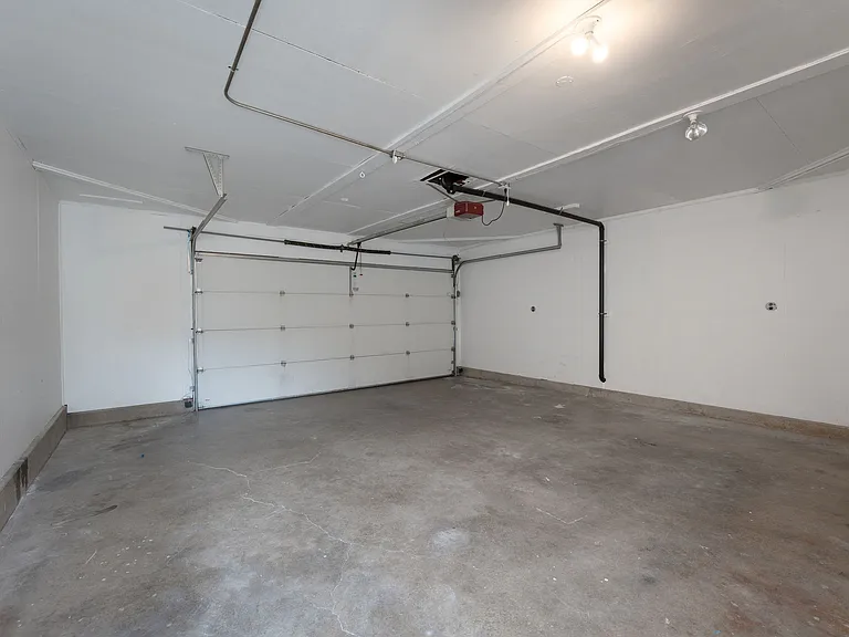 20 Norton St — Photo 16