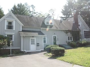 30 Forest St, Manchester, CT 06040