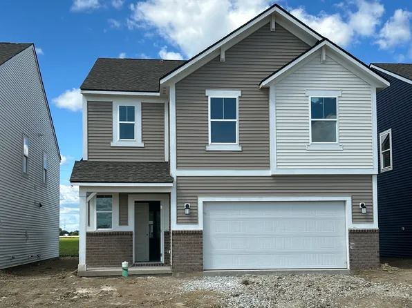 5700 Harper Dr, Whitestown, IN 46075