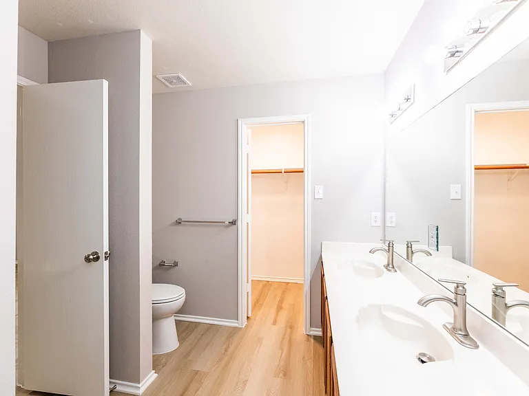 12870 Gillon Dr — Photo 15