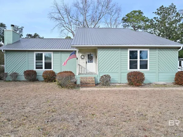 420 Camelia Cir, Gulf Shores, AL 36542