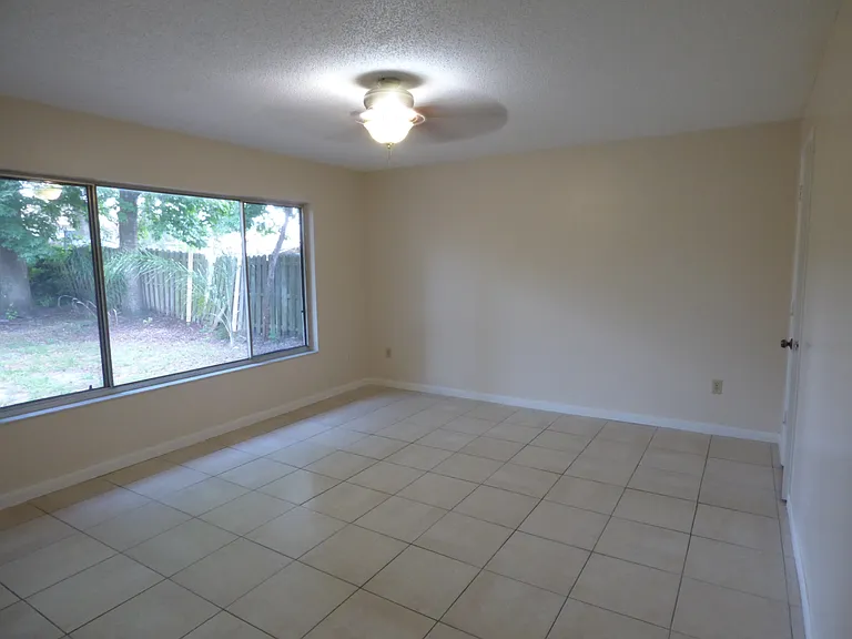 795 Sweetbrier Dr — Photo 13