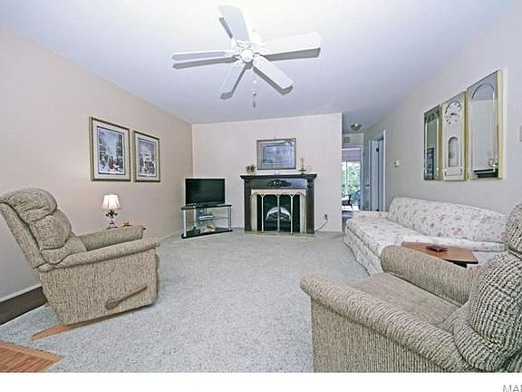 2nd image of 624 Candleberry Ct APT B