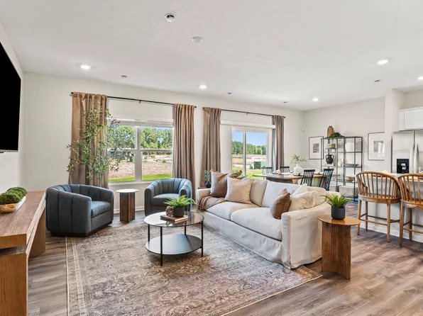 1929 Whispering Pines Dr, Defiance, OH 43512