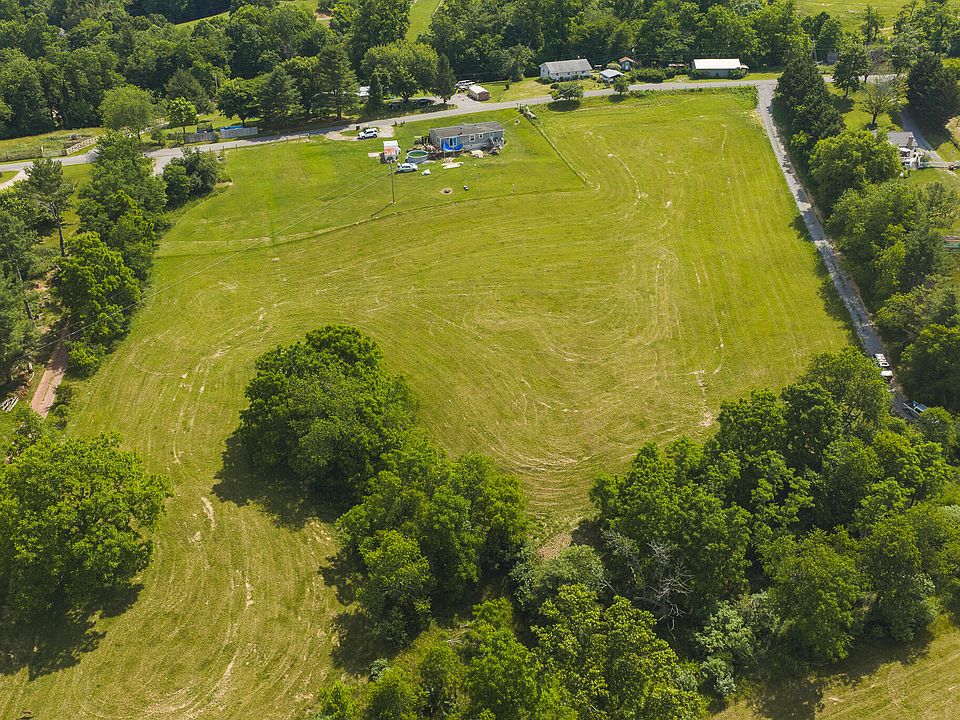 1st image of LOT 1 Brush Creek Rd