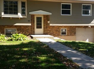 418 Bellarmine Dr E, Joliet, IL 60436