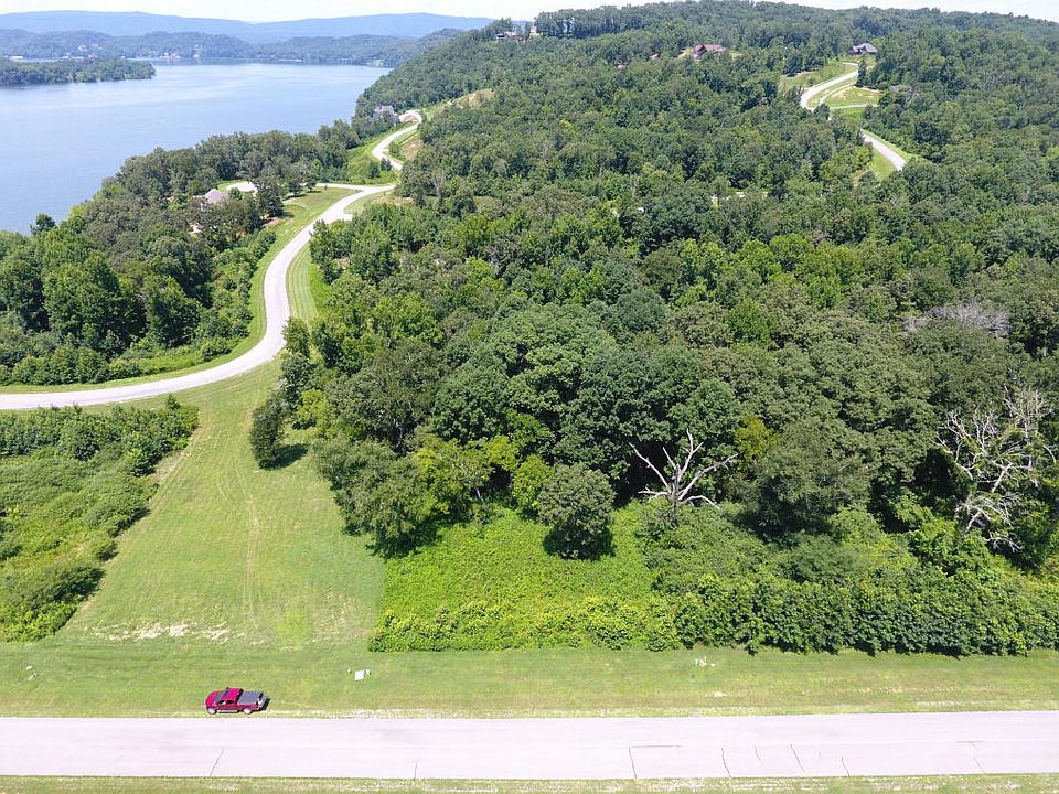 1st image of 415 Water View Dr