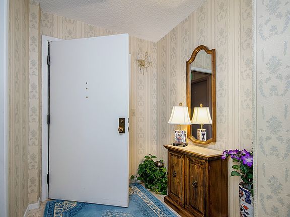 3rd image of 5535 E Evergreen Blvd APT 7201