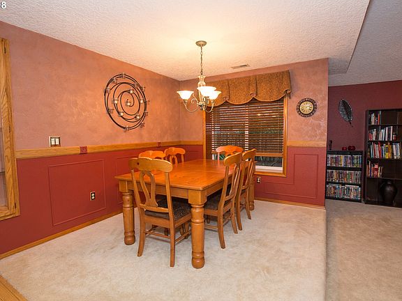 4th image of 14905 NE 78th St
