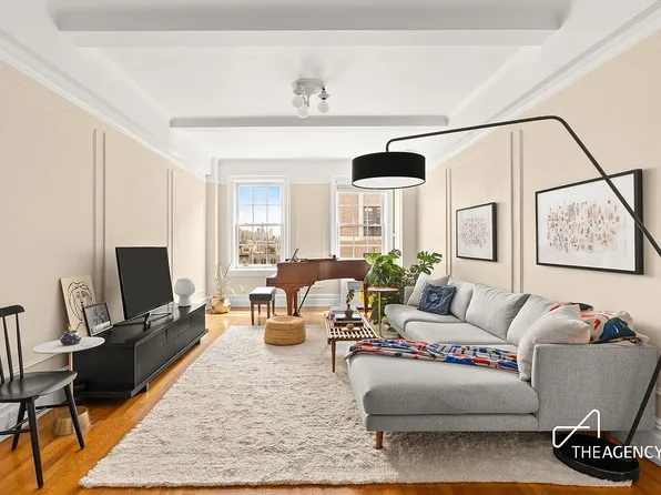 300 Riverside Dr APT 11F, New York, NY 10025