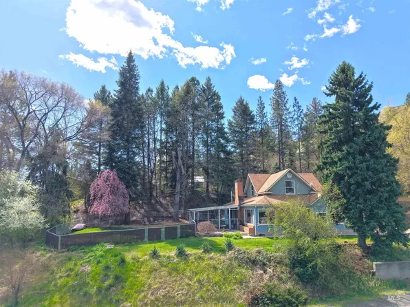 710 Bryan Dr, Kamiah, ID 83536