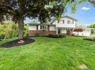 7456 Blue Ridge Dr, Mentor, OH 44060