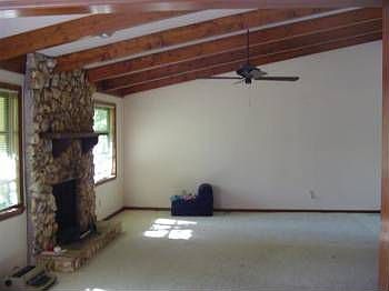 3rd image of 706 Yorkshire Dr