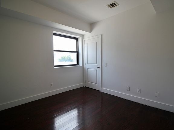 5th image of 42 Troutman St #A7