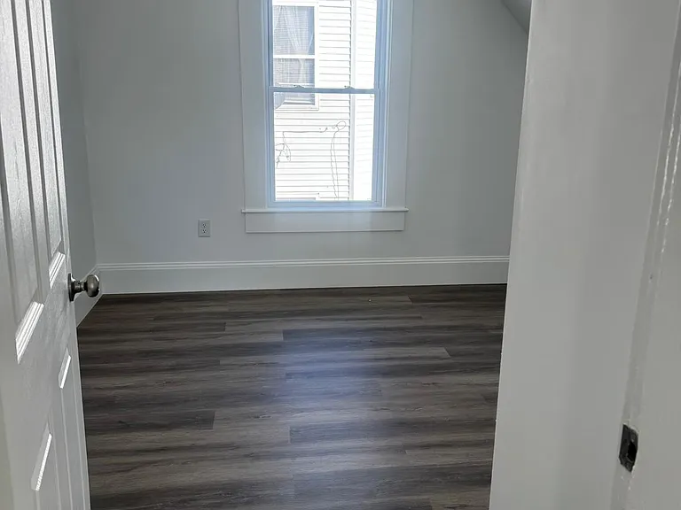 70 Arlington St #3 — Photo 4
