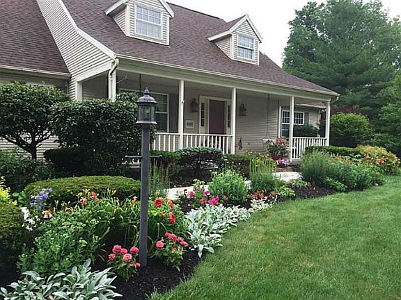 2nd image of 6481 Winding Tree Dr