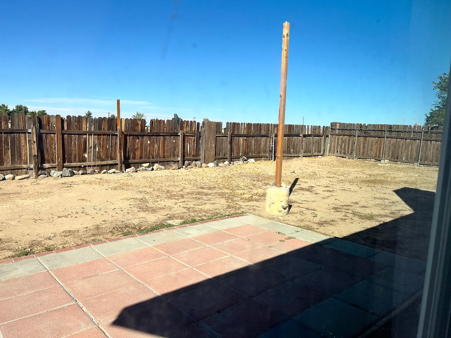 3 bed, 1126 sqft, $2,200 — Photo 3