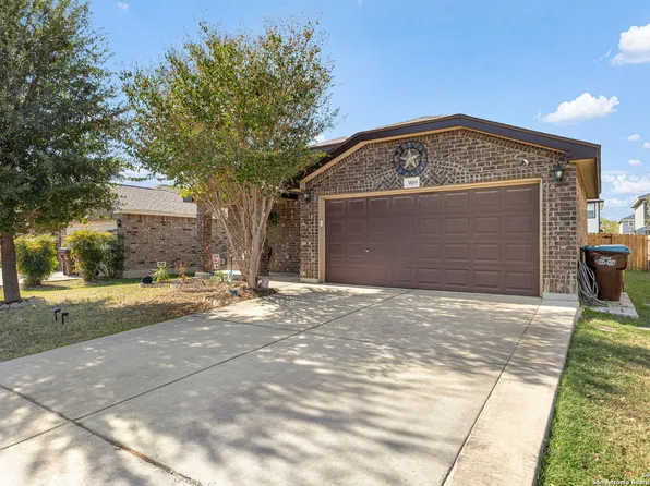3819 Bacall Way, Converse, TX 78109
