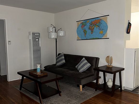 3rd image of 241 E Washington Blvd APT 2