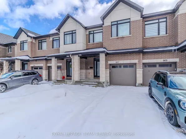 867 Anciano Cres, Ottawa, ON K2S 2R8