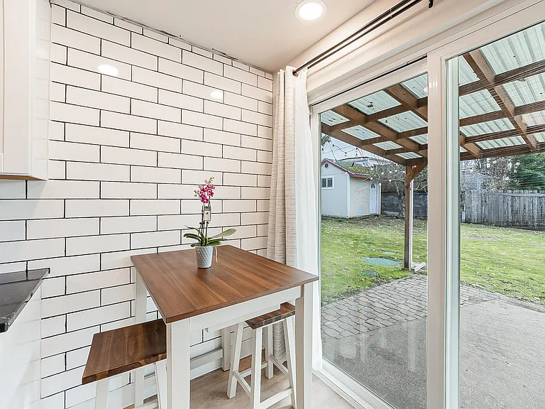 8419 Quinault Dr NE — Photo 26