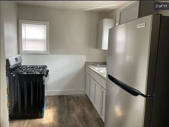 4th image of 3953 14th St #1