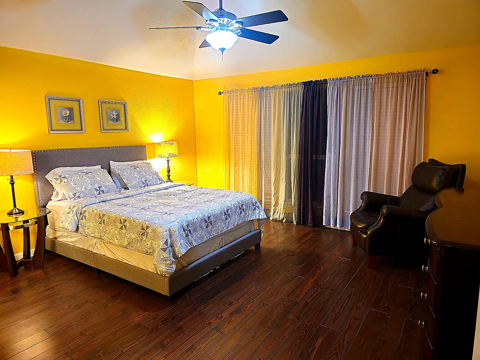 4 bed, 2052 sqft, $3,000 — Photo 3