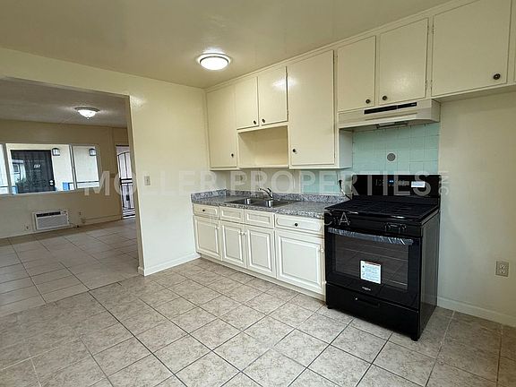 4th image of 9453 Cortada St #Cor14