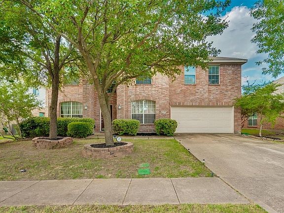 2nd image of 3505 Nandina Dr