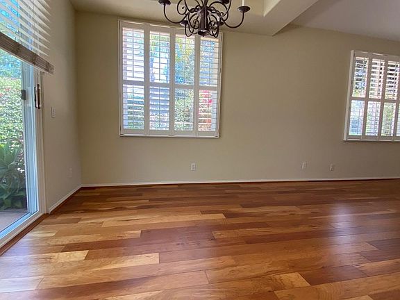 5th image of 137 Campo Vista Dr