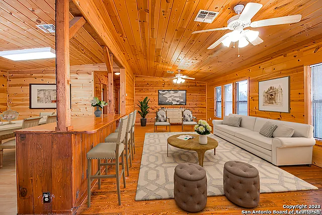 373 Pine Tree Rd — Photo 7