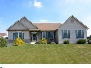 778 Eagleview Dr, Mohrsville, PA 19541