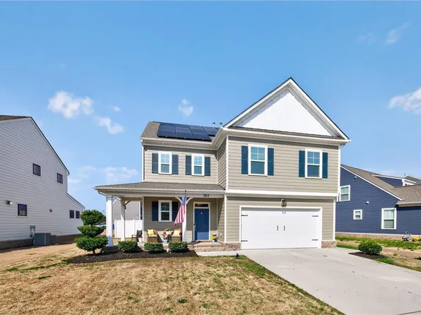202 Station Dr, Suffolk, VA 23434