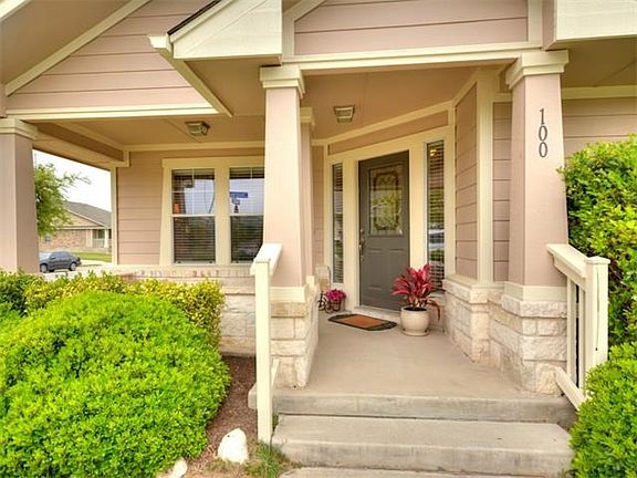 2nd image of 100 Yucca House Dr