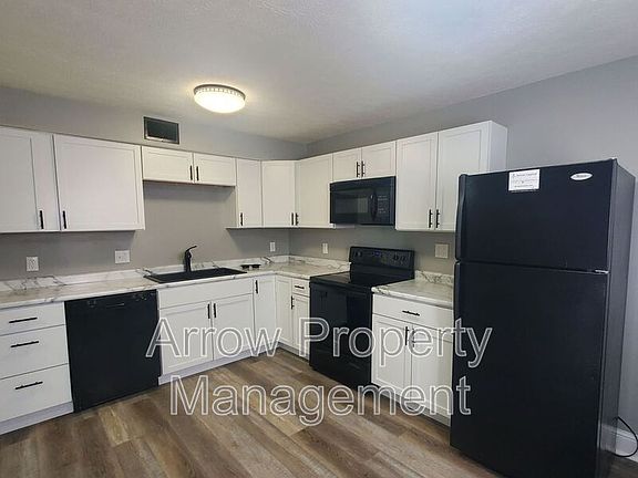 2nd image of 3840 S 46th St #2