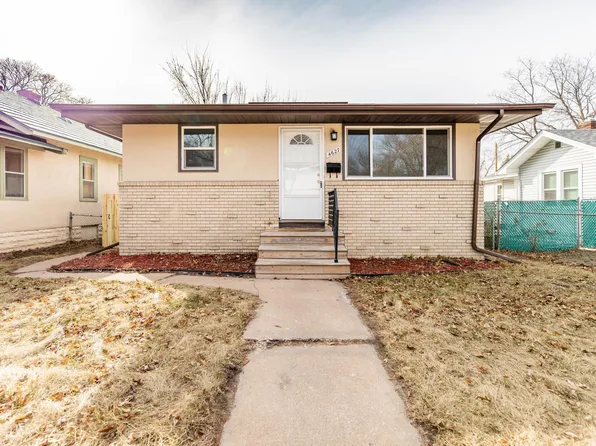 4627 Emerson Ave N, Minneapolis, MN 55412