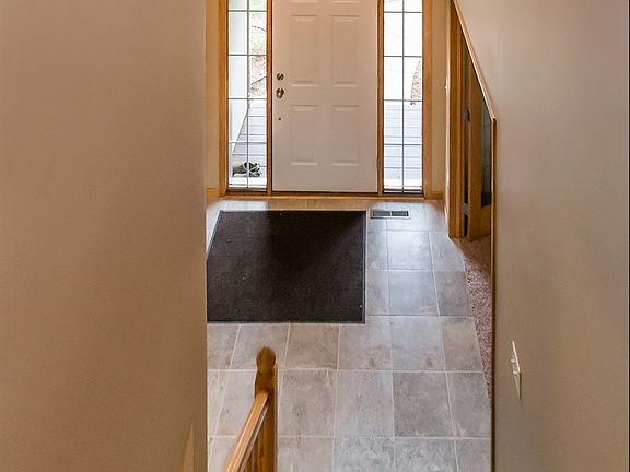 5th image of 3878 Wehle Pl