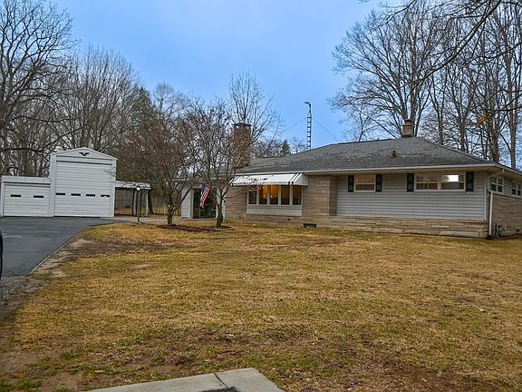 4th image of 1305 Vacketta Dr