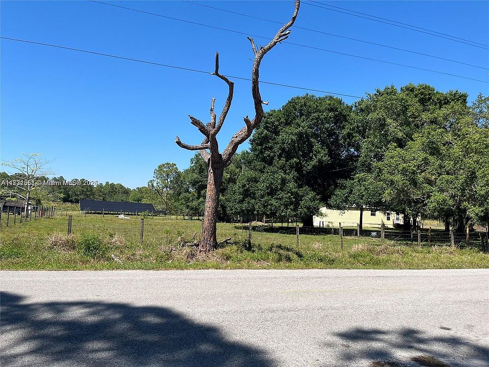 1st image of 1950 Tampa Ave