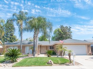 906 N Bollinger Rd, Visalia, CA 93291