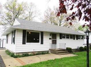 235 N Maple St, Waterman, IL 60556