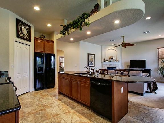 5th image of 1585 Ember Ln