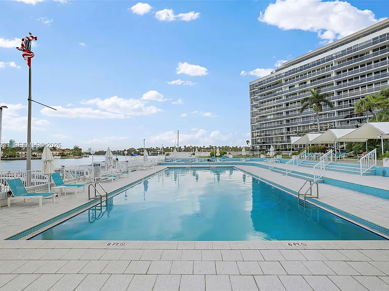 900 Bay Dr #419 — Photo 27