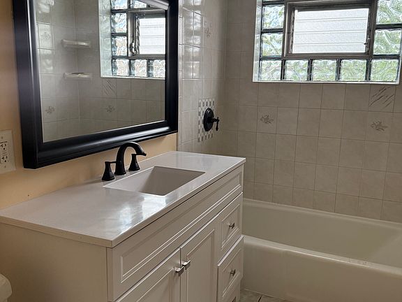 2nd image of 419 S East Ave APT 3B