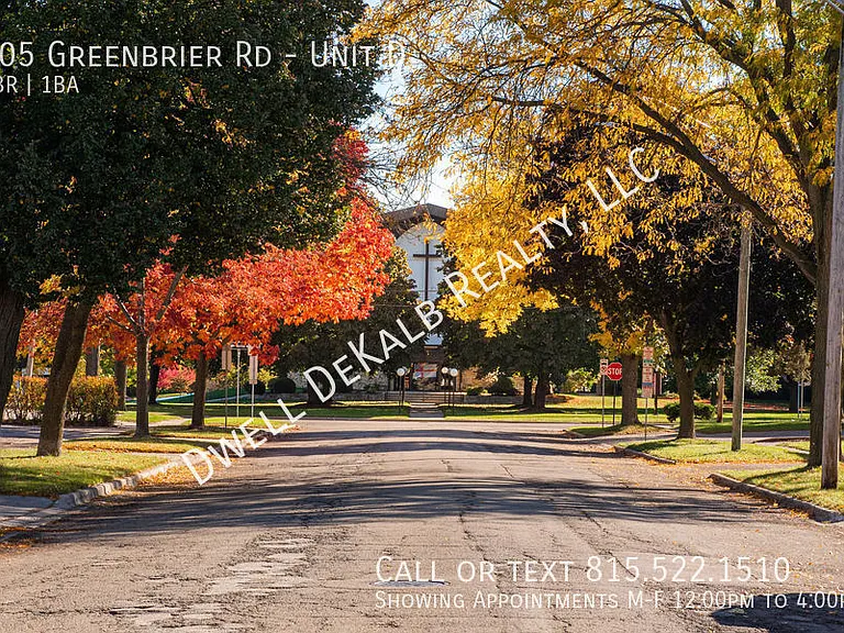805 Greenbrier Rd #D — Photo 7