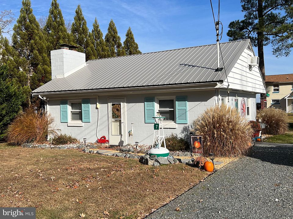 891 Warner Ln, Hague, VA 22469 Zillow