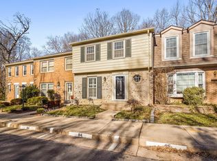 7968 Bethelen Woods Ln, Springfield, VA 22153