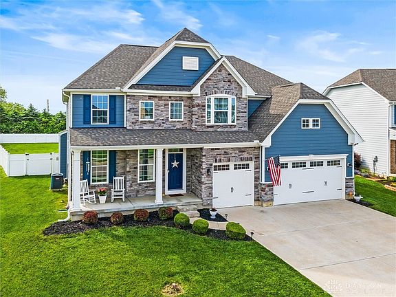 2nd image of 602 Foxtail Ct