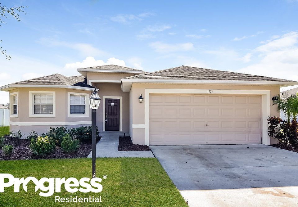 1st image of 1921 Griffins Green Dr